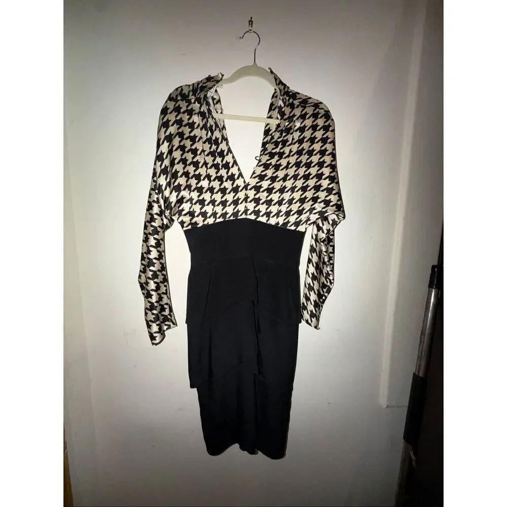 AJ BARI size 6 women’s black and white dress